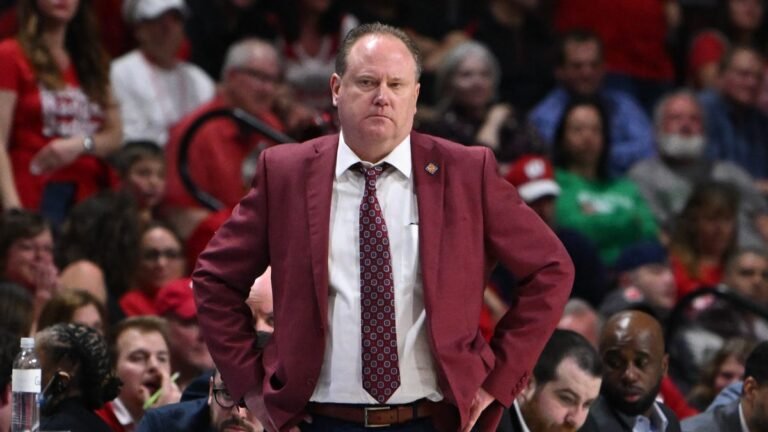 Wisconsin basketball recruiting Jalen Brown offer