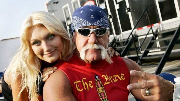 Brooke Hogan skips Hulk Hogan's funeral for private beach tribute instead